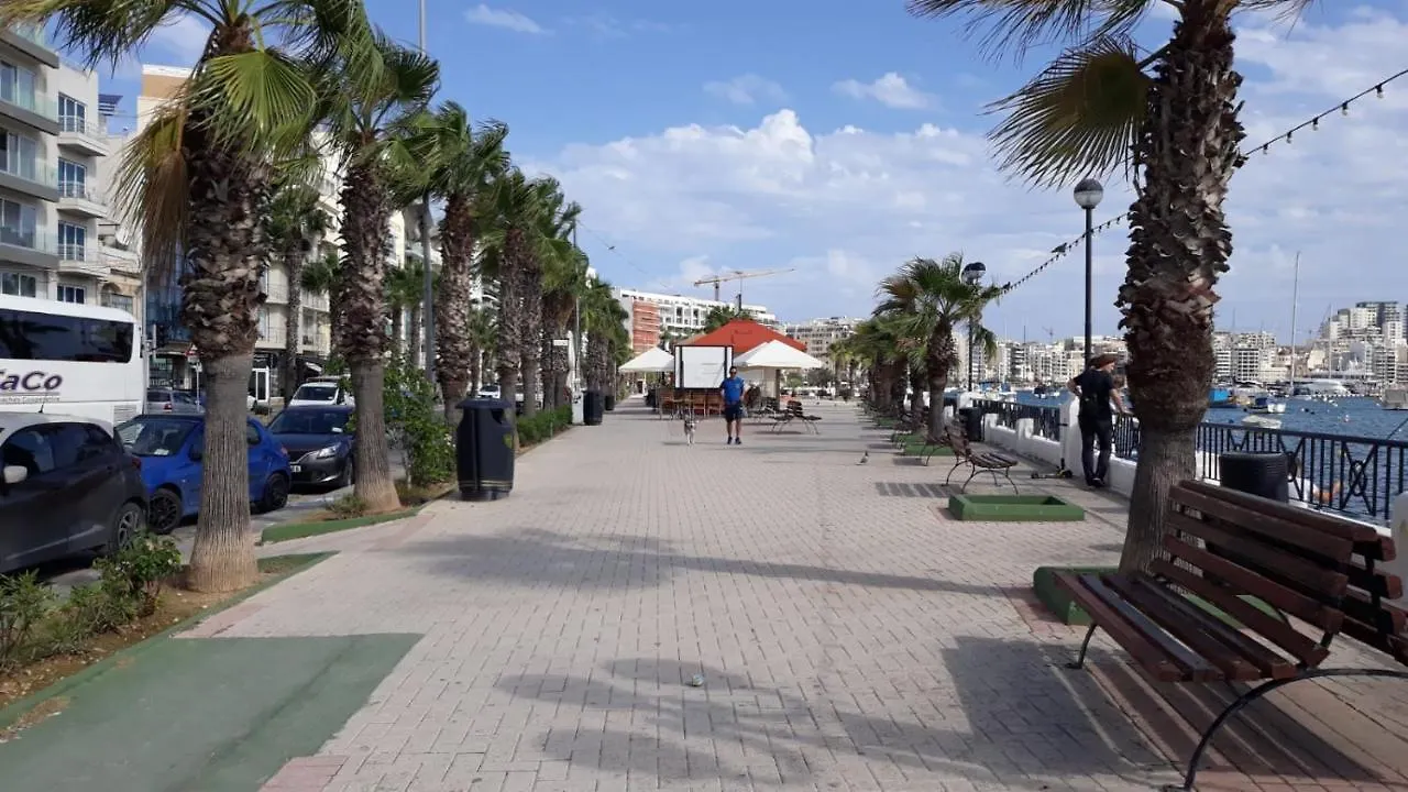 Shore Bridge Gzira